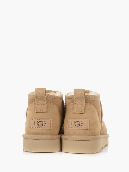 UGG Sieviešu zābaki ar papēžiem un siltinājumu, CLASSIC ULTRA MINI